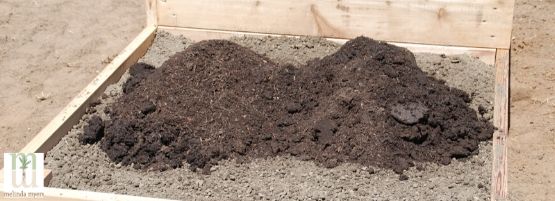 MMTopsoilCompostThumbnail555x201-min.jpg